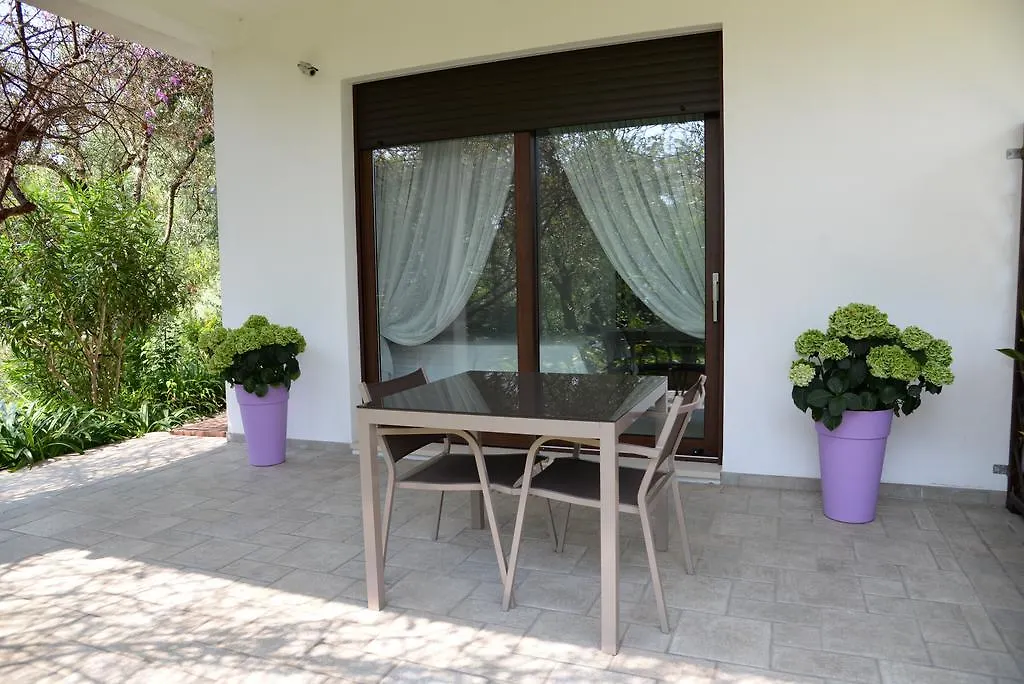 Il Paradiso Del Garda Bed & Breakfast Padenghe sul Garda 0*,