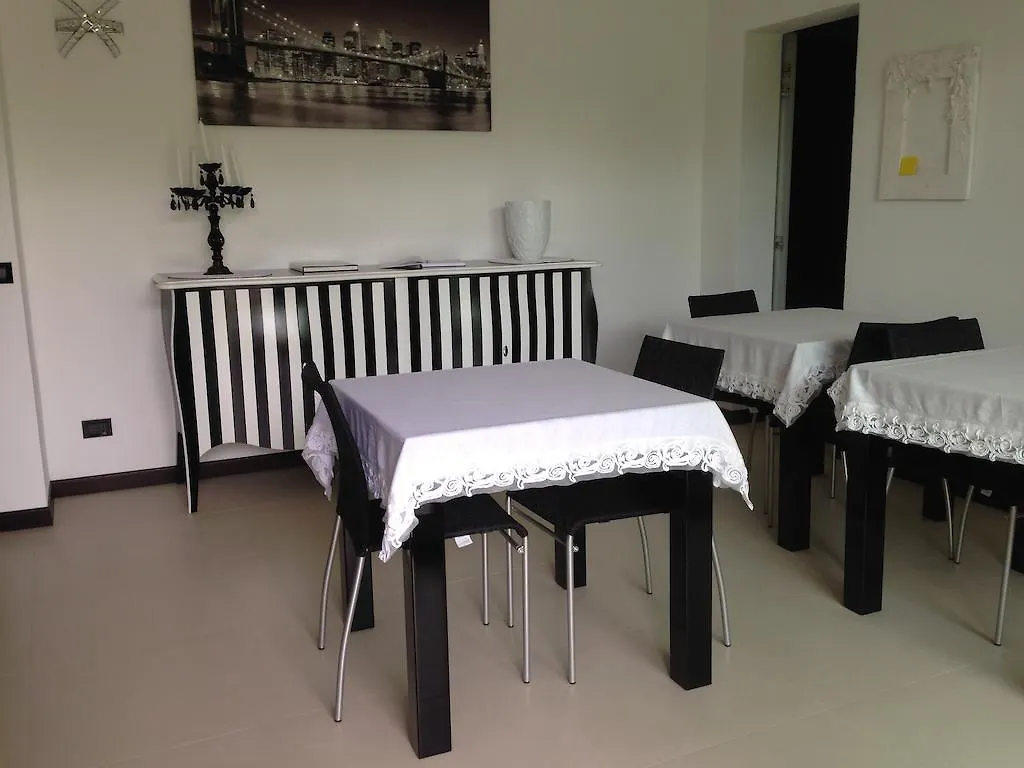 Il Paradiso Del Garda Bed & Breakfast Padenghe sul Garda Italy