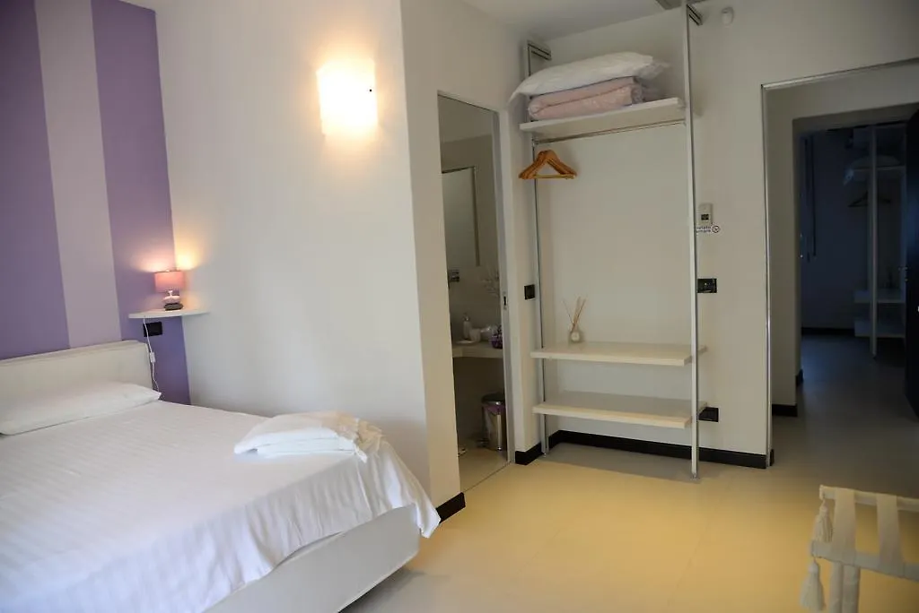 Il Paradiso Del Garda Bed and Breakfast Padenghe sul Garda Bed & Breakfast