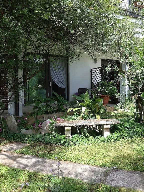 Il Paradiso Del Garda Bed and Breakfast Padenghe sul Garda 0*,  Italien